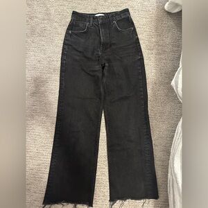 Size 2 Black Zara High-Waisted Full Length Jeans
